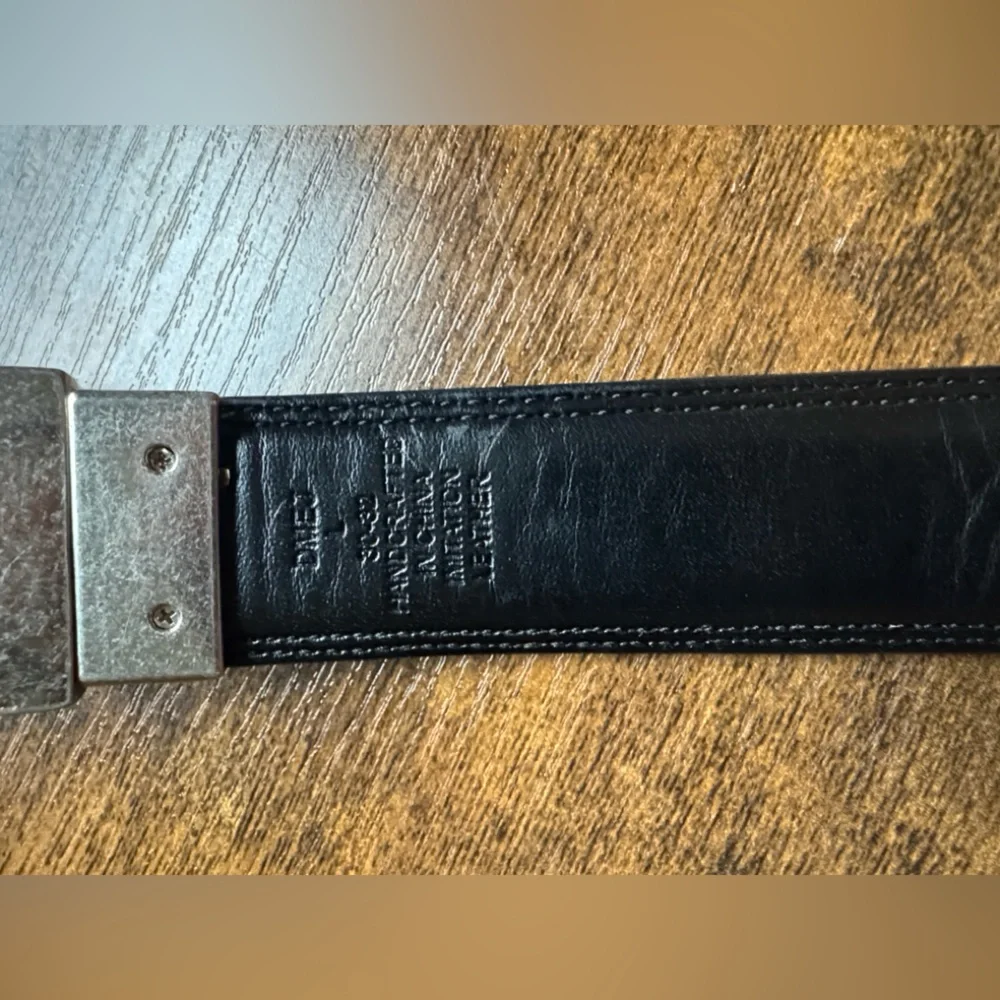 Tommy Hilfiger Genuine Leather Black Brown Reversible Belt Size 30-32
